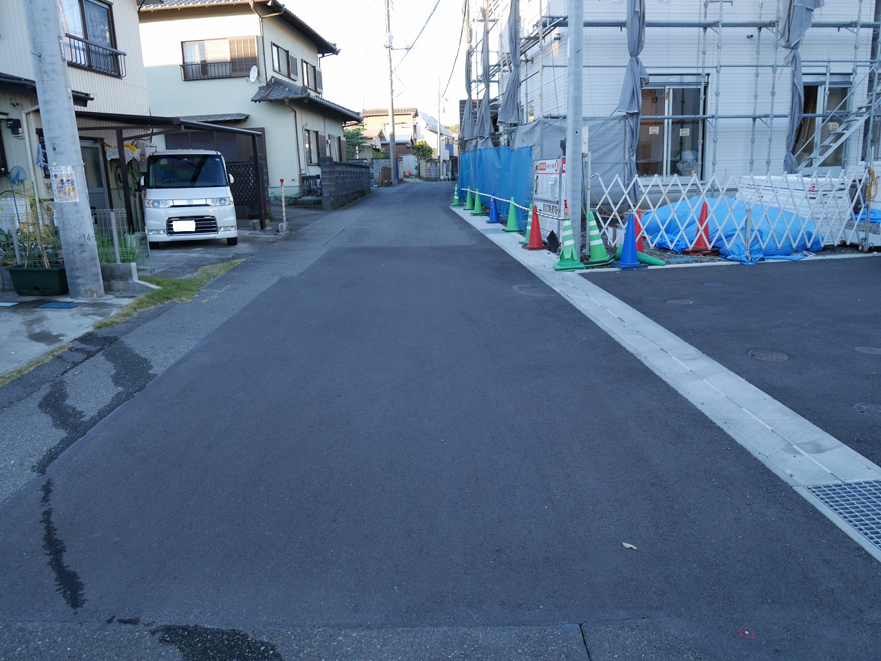 西側道路